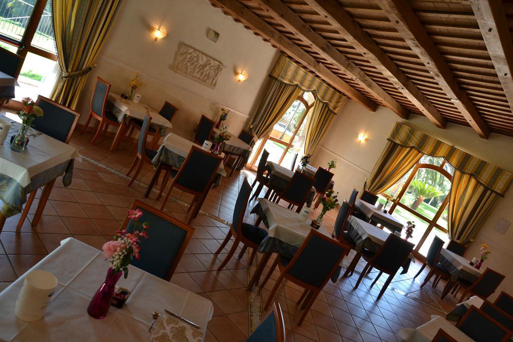 Villa Luigi Hotel & Restaurant Nuova Gestione Villa Rosa Di Martinsicuro 외부 사진