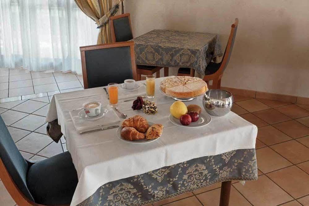 Villa Luigi Hotel & Restaurant Nuova Gestione Villa Rosa Di Martinsicuro 외부 사진